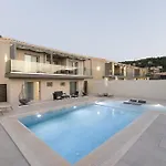 فيلة Infinity Lefkas Lefkáda